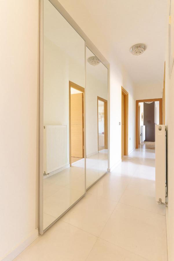 Blue Sky Villa In Crete Epano Vathia Exterior photo